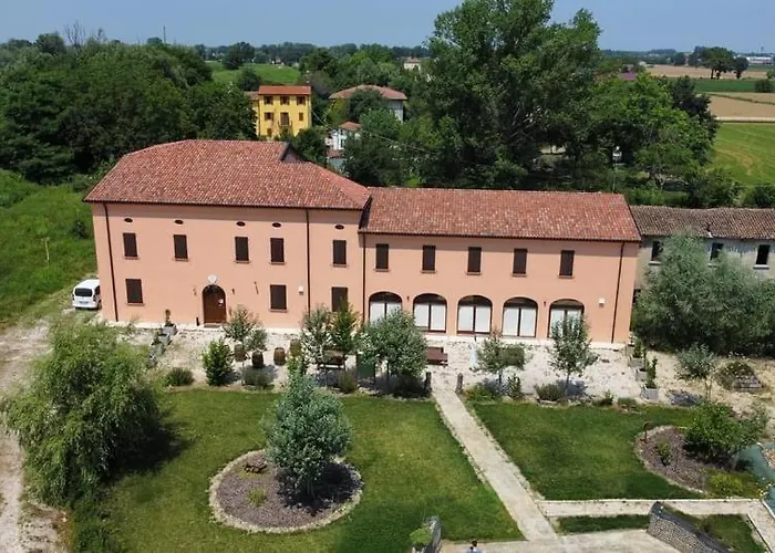 בית חווה Imperial Rome Residence